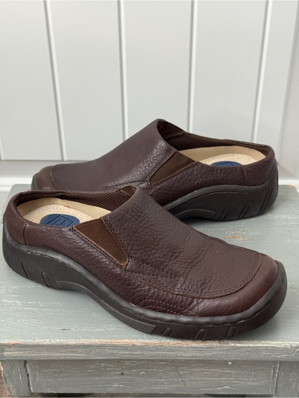 Dockers Women's Slip-On Leather Mule in Dark Brown Size 6M